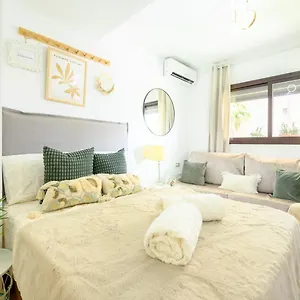 apt-teatinos-living.1costadelsol.com/