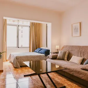 apt-estudio-en-a-4-minutos-andando-de-la-playa.1costadelsol.com/